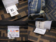 Load image into Gallery viewer, 美品 FENDI フェンディ ミニスカート タイトスカート サイズ26 ブラウン ズッカ柄 総柄 中古 46785