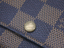 Load image into Gallery viewer, LOUIS VUITTON ルイヴィトン キーケース ミュルティクレ6 6連 ダミエ エベヌ ブラウン ゴールド金具 良品 中古 46808