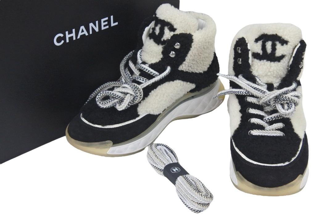 CHANEL シャネル ココマーク ボア スニーカー ブラック ホワイト スエード 靴 黒 白 G35206 サイズ37 美品 中古 46836
