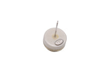 Load image into Gallery viewer, CHANEL シャネル ココマーク ピアス アクセサリー 小物 両耳 99A 1.0g プラスチック メタル ホワイト クリア 美品 中古 46844