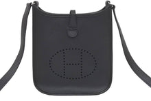 Load image into Gallery viewer, 極美品 HERMES エルメス エブリンTPM エプソン 黒 ブラック SS □M 中古 46848