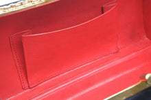 Load image into Gallery viewer, CELINE セリーヌ チェーンショルダーバッグ がま口 スウェード ブラック レッド ゴールド馬車金具 美品 中古 46853