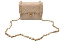 Load image into Gallery viewer, CHANEL シャネル ヴィンテージ ミニマトラッセチェーンショルダーバッグ 1番台 ベージュ ゴールド金具 美品 中古 46861