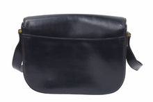 Load image into Gallery viewer, CELINE セリーヌ レザー ショルダーバッグ ブラック レザー ロゴ ゴールド金具 斜めがけ M95 中古 46871 正規品
