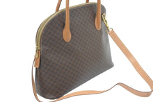 Load image into Gallery viewer, CELINE セリーヌ マカダム柄 2WAY ショルダーバッグ ブラウン PVC ロゴ ヴィンテージ M93 中古 46874