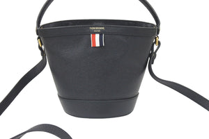 THOM BROWNE トムブラウン バケツ型 2WAYバッグ ショルダーバッグ ハンドバッグ レザー ブラック ゴールド金具 美品 中古 46912