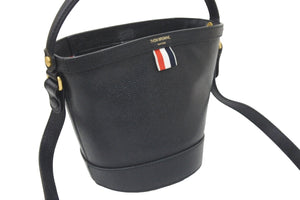 THOM BROWNE トムブラウン バケツ型 2WAYバッグ ショルダーバッグ ハンドバッグ レザー ブラック ゴールド金具 美品 中古 46912