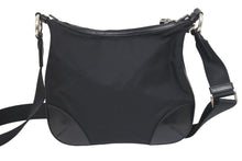 Load image into Gallery viewer, PRADA プラダ AW A3699 ロゴ プレート テスートナイロン レザー 斜めがけ ショルダー バッグ サコッシュ 黒 中古 47069