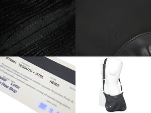 PRADA プラダ AW A3699 ロゴ プレート テスートナイロン レザー 斜めがけ ショルダー バッグ サコッシュ 黒 中古 47069