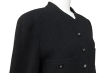 Load image into Gallery viewer, CHANEL シャネル ココマーク ウール セットアップ ブラック 96P シルク スーツ P07026W02302 サイズ38 美品 中古 47110