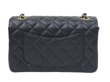 Load image into Gallery viewer, 新品未使用 CHANEL シャネル ミニマトラッセ 2023Cruise フラップバッグ ショルダーバッグ A69900Y04059 94305 ラムスキン 47117