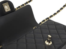 Load image into Gallery viewer, 新品未使用 CHANEL シャネル ミニマトラッセ 2023Cruise フラップバッグ ショルダーバッグ A69900Y04059 94305 ラムスキン 47117