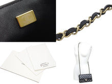 Load image into Gallery viewer, 新品未使用 CHANEL シャネル ミニマトラッセ 2023Cruise フラップバッグ ショルダーバッグ A69900Y04059 94305 ラムスキン 47117