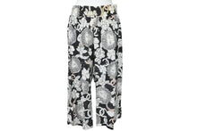 Load image into Gallery viewer, CHANEL シャネル ライオンイラスト パンツ ロングパンツ P37605V27394 M6895 シルク ホワイト ブラック 美品 中古 47125