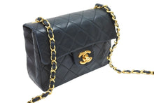 Load image into Gallery viewer, CHANEL シャネル ショルダーバッグ ミニマトラッセチェーンショルダー 1番台 ブラック ラムスキン ゴールド金具 美品 中古 47159