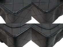 Load image into Gallery viewer, CHANEL シャネル ショルダーバッグ ミニマトラッセチェーンショルダー 1番台 ブラック ラムスキン ゴールド金具 美品 中古 47159