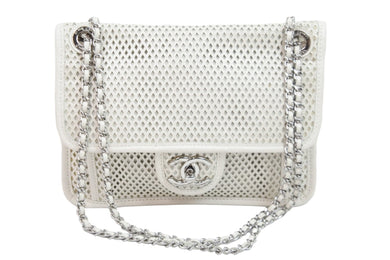 CHANEL シャネル ショルダーバッグ ココマーク チェーンショルダー17番台 ホワイト パンチングレザー シルバー金具 美品 中古 47160