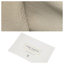 Load image into Gallery viewer, 極美品 LOUIS VUITTON ルイヴィトン 11FW-12FW シャイニーモノグラム ロックイット M40597 中古 47213