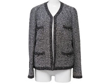 Load image into Gallery viewer, CHANEL シャネル ツイードジャケット ココマークボタン P08662V05287 97C ホワイト ブラック ゴールド金具 サイズ38 美品 中古 47215