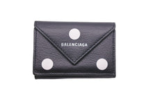 Load image into Gallery viewer, BALENCIAGA バレンシアガ 三つ折り財布 ブラック PAPIER MINI ペーパー ミニ 美品 中古 391446 0ID4N 1092 47220