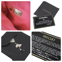 Load image into Gallery viewer, CHANEL シャネル カンボンライン ミディアムポシェット ココマーク 9番台 A25178 カーフレザー ブラック ホワイト 美品 中古 47228
