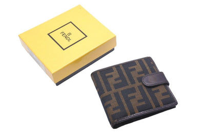 FENDI フェンディ 二つ折り 財布 ズッカ ブラック×ブラウン キャンバス×レザー コンパクト 中古品 47360