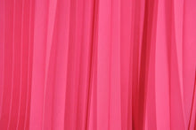 Load image into Gallery viewer, 極美品 BALENCIAGA バレンシアガ 2020年 625492 プリーツスカート ロングスカート ネオンピンク 36 中古 47362
