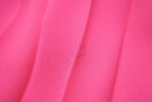 Load image into Gallery viewer, 極美品 BALENCIAGA バレンシアガ 2020年 625492 プリーツスカート ロングスカート ネオンピンク 36 中古 47362