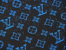 Load image into Gallery viewer, 新品同様 LouisVuitton ルイヴィトン LV モノグラムジップスルーフーディ RM2319 SQ5 HOY04W ブルー ブラック サイズM 中古 47372
