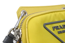 Load image into Gallery viewer, PRADA プラダ アイコニック ナイロンファブリック ショルダーバッグ イエロー ファスナーシルバー金具 美品 中古 47397