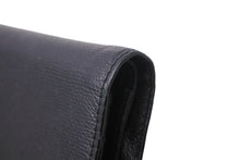 Load image into Gallery viewer, CHANEL シャネル 長財布 レザーブラック ココボタン ロングウォレット ココマーク レトロ A20904 良品 中古 47457
