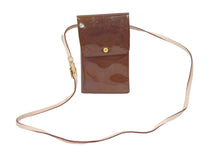 Load image into Gallery viewer, LOUIS VUITTON ルイヴィトン 90&#39;s モノグラム ヴェルニ ウォーカー ショルダーウォレット ポシェット エナメル M91153 中古 47463