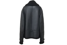 Load image into Gallery viewer, 新品同様 HERMES エルメス ムートンレザージャケット 2020年秋冬コレクションモデル 羊革 牛革 ブラック ブラウン サイズ48 47478