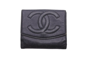 CHANEL シャネル 二つ折り財布 デカココマーク キャビアスキン ブラック 4553990 Wホック 中古 47497