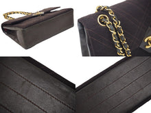 Load image into Gallery viewer, CHANEL シャネル マトラッセ チェーン ショルダーバッグ ブラウン 初期 ココマーク ゴールド金具 ロゴ カバン 鞄 中古 47527