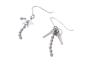 Christian Dior クリスチャンディオール ピアス キー スター シルバー鍵 星 ボールチェーン 美品 中古 47554