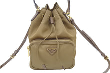 Load image into Gallery viewer, PRADA プラダ ショルダーバッグ 巾着バッグ 2WAYバッグ ヴェラ デュエット リナイロン ブラウン ゴールド金具 美品 中古 47559