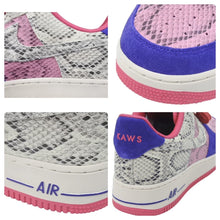 Load image into Gallery viewer, 新品未使用 NIKE ナイキ ID スニーカー 靴 カスタムシューズ ヘビ柄 スエード ピンク ブルー ホワイト サイズ27.5 47675