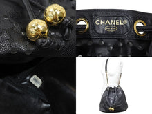 Load image into Gallery viewer, CHANEL シャネル キャビアスキンパンチングココマークショルダーバッグ 巾着 ブラック ゴールド金具 美品 中古 47685