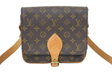 Load image into Gallery viewer, LOUIS VUITTON ルイ・ヴィトン カルトシエール 22 ショルダーバッグ ロゴ ブラウン モノグラム M51253 美品 中古 47739
