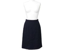 Load image into Gallery viewer, CHANEL シャネル タイトスカート ツイード P08916V05319 97C FRANCE製 ウール ナイロン ネイビー サイズ38 美品 中古 47816