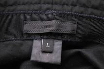 Load image into Gallery viewer, PRADA プラダ テクニカルファブリック ロゴ バケットハット 帽子 イタリア製 コットン ブラック レッド サイズL 美品 中古 47826