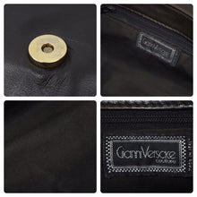 Load image into Gallery viewer, GIANNI VERSACE ジャンニヴェルサーチ ショルダーバッグ 肩掛けバッグ ヴィンテージ レザー ブラウン ゴールド金具 良品 中古 47889