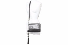 Load image into Gallery viewer, GIANNI VERSACE ジャンニヴェルサーチ ショルダーバッグ 肩掛けバッグ ヴィンテージ レザー ブラウン ゴールド金具 良品 中古 47889