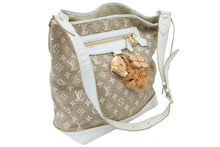 Load image into Gallery viewer, LOUIS VUITTON ルイ・ヴィトン モノグラムサビア ブザスPM ショルダーバッグ ベージュ M93499 カバン 鞄 ロゴ 中古 47994