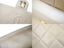 Load image into Gallery viewer, [USED/中古]CHANEL シャネル ショルダーバッグ ベージュ ラムスキン ゴールド金具 Cランク 中古 48054
