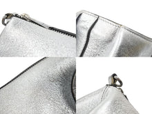 Load image into Gallery viewer, LOWEW ロエベ ショルダーバッグ ミニショルダーバッグ ミニバッグ レザー シルバー ブラック シルバー金具 美品 中古 48055