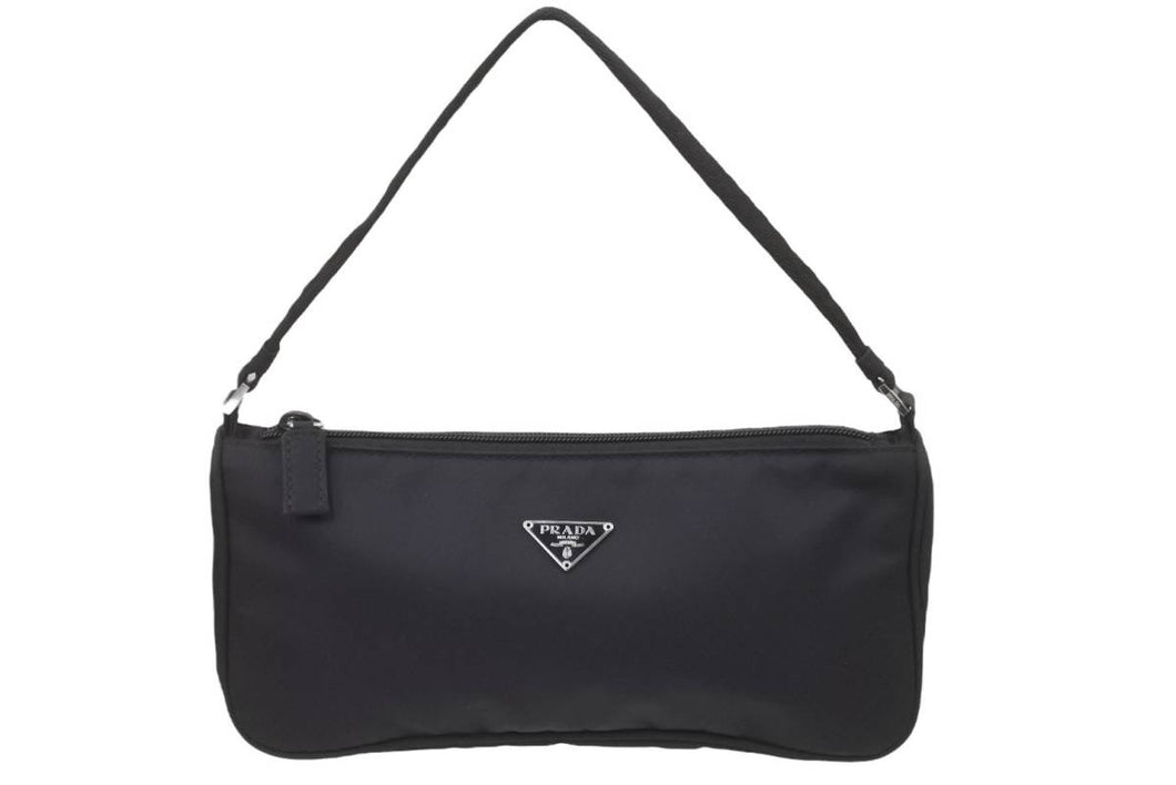 PRADA プラダ アクセサリーポーチ NERO ハンドバッグ ナイロン 小物入れ ロゴ プレート MV633 美品 中古 48091
