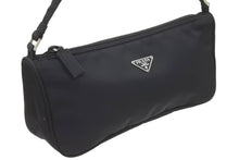 Load image into Gallery viewer, PRADA プラダ アクセサリーポーチ NERO ハンドバッグ ナイロン 小物入れ ロゴ プレート MV633 美品 中古 48091