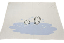 Load image into Gallery viewer, 世界85枚限定 KAWS カウズ HOUSE OF VOLTAIRE ブランケット カシミア 毛布 ホワイト ブルー ストール 美品 中古 48129